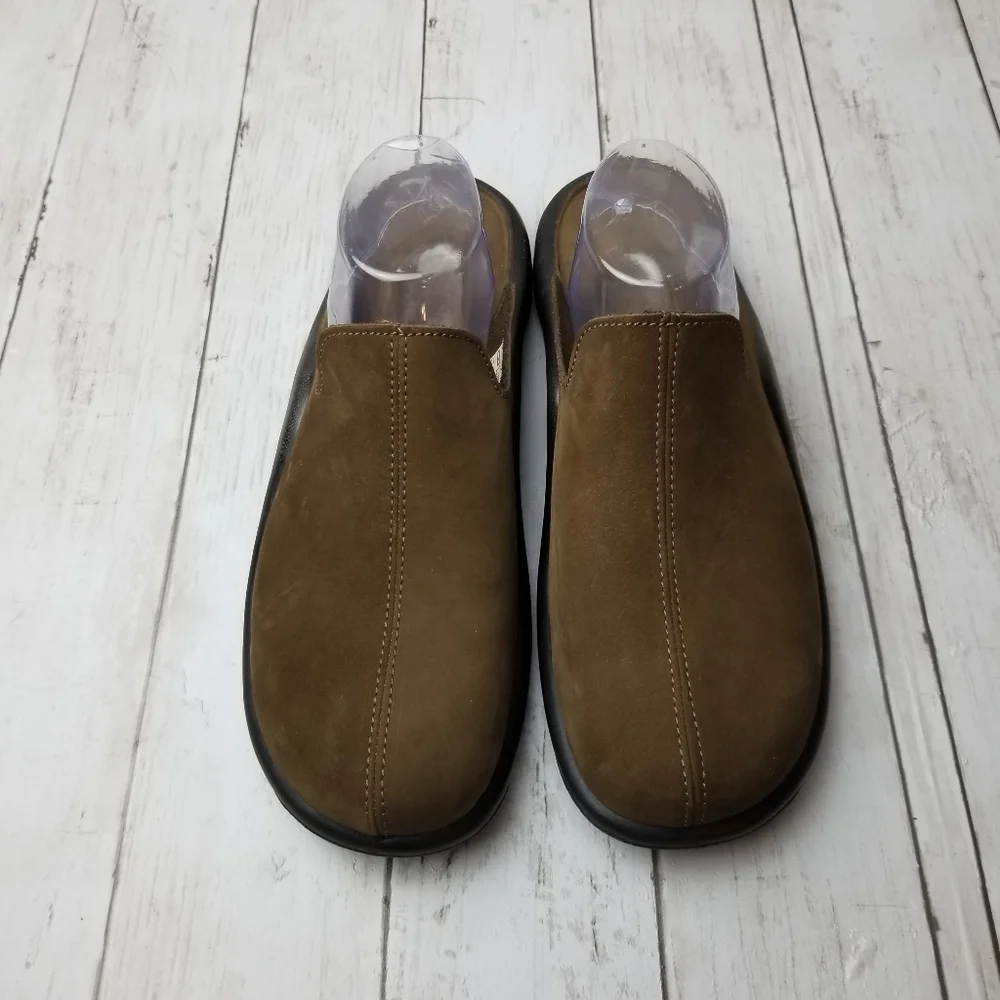 Hammacher Schlemmer Men's Walk On Air Suede Brown Indoor/Outdoor Slipper Mules